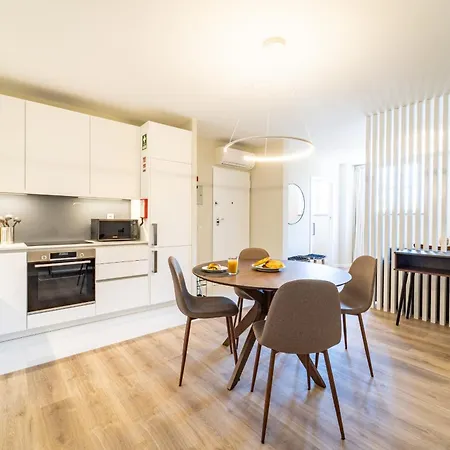 On The Square Flat - City Center By House And People Braga Exterior photo